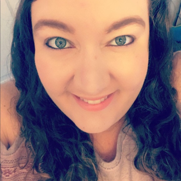 Meet your Posher, Ruthie - Picture 8 of 12